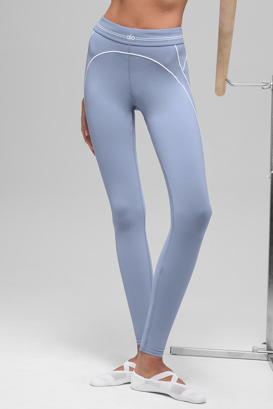 Airbrush High-Waist Heart Throb Legging - Winter Frost/White